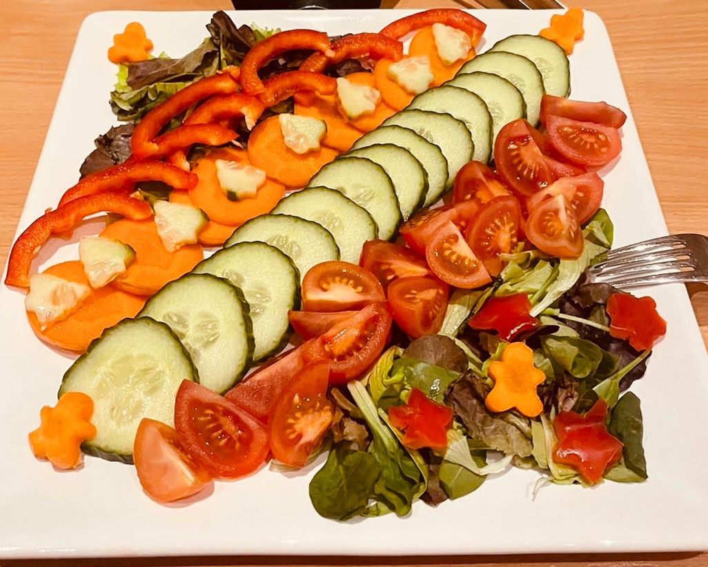 Detailaufnahme einer Frühstücks-Anrichte