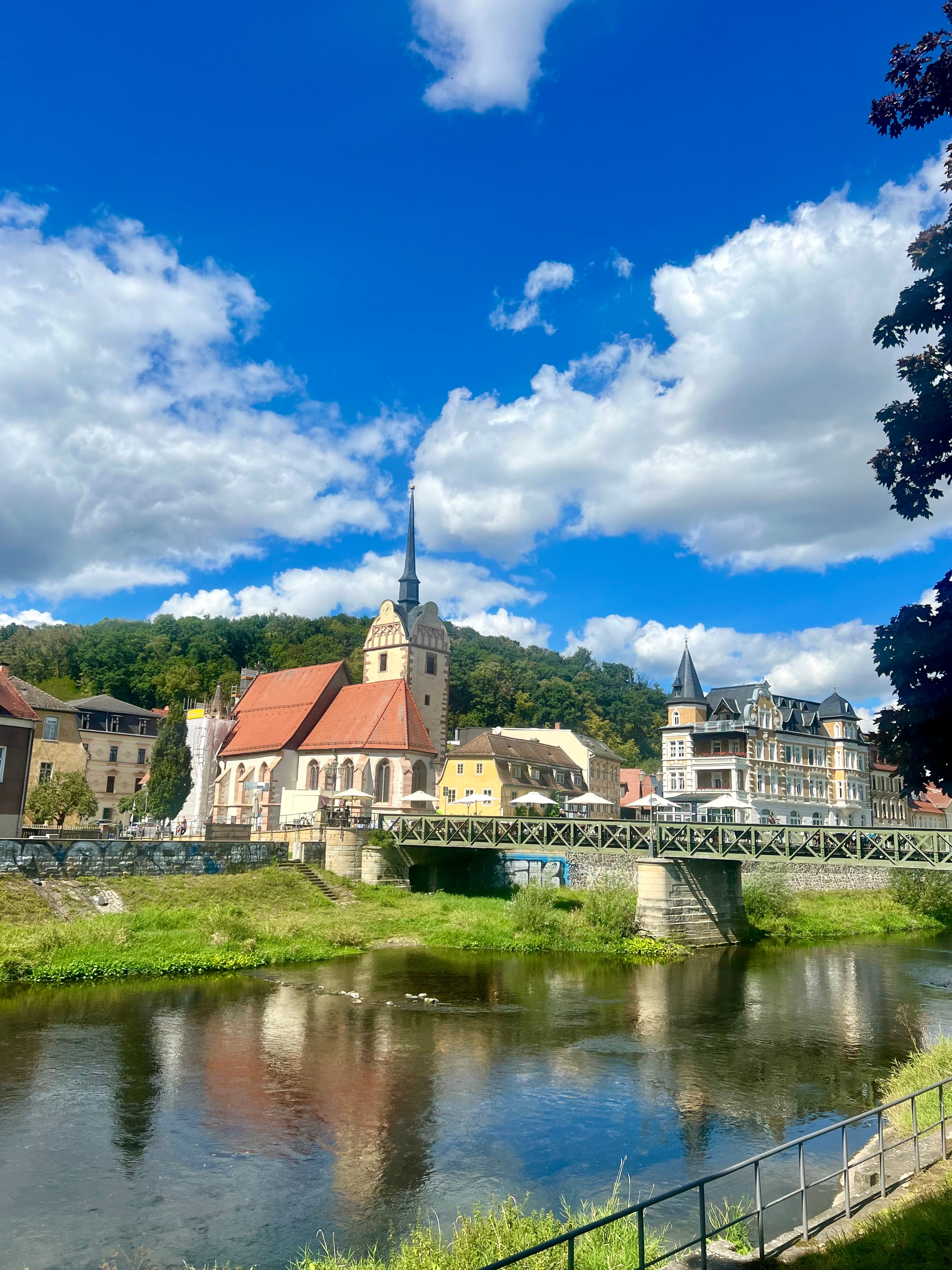Église d'Untermhaus au bord de l'Elster Blanche à Gera